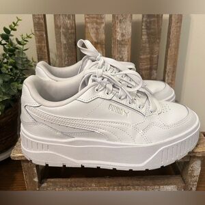 Puma Women's Karmen II Idol Sneaker White/Silver Size 7